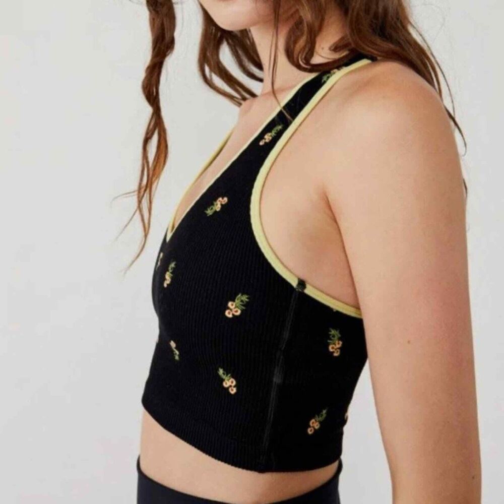Free People Movement black with micro flower ribbed sprots bra top size small